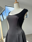 [INTEREST CHECK] The Perfect Black Midi Dress